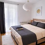 Modern Apartment - Free Public Parking * Skopje