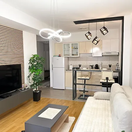 Апартаменты Lux Space Center Apartment-free Public Parking