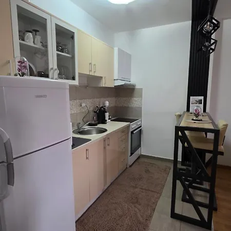 Апартаменты Lux Space Center Apartment-free Public Parking Скопье