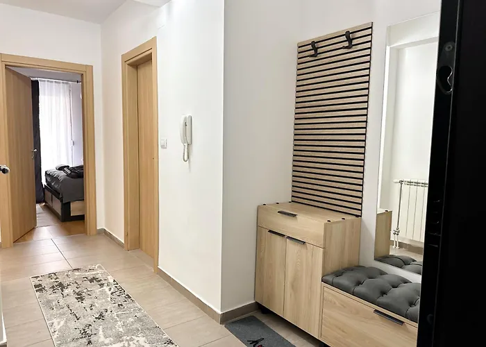 Space Centre - Price In For March! * Skopje